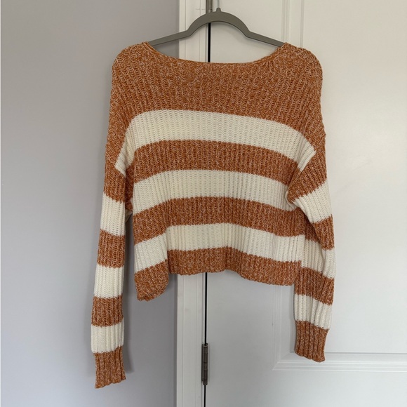 American Eagle Striped Crop Sweatshirt - Picture 2 of 5